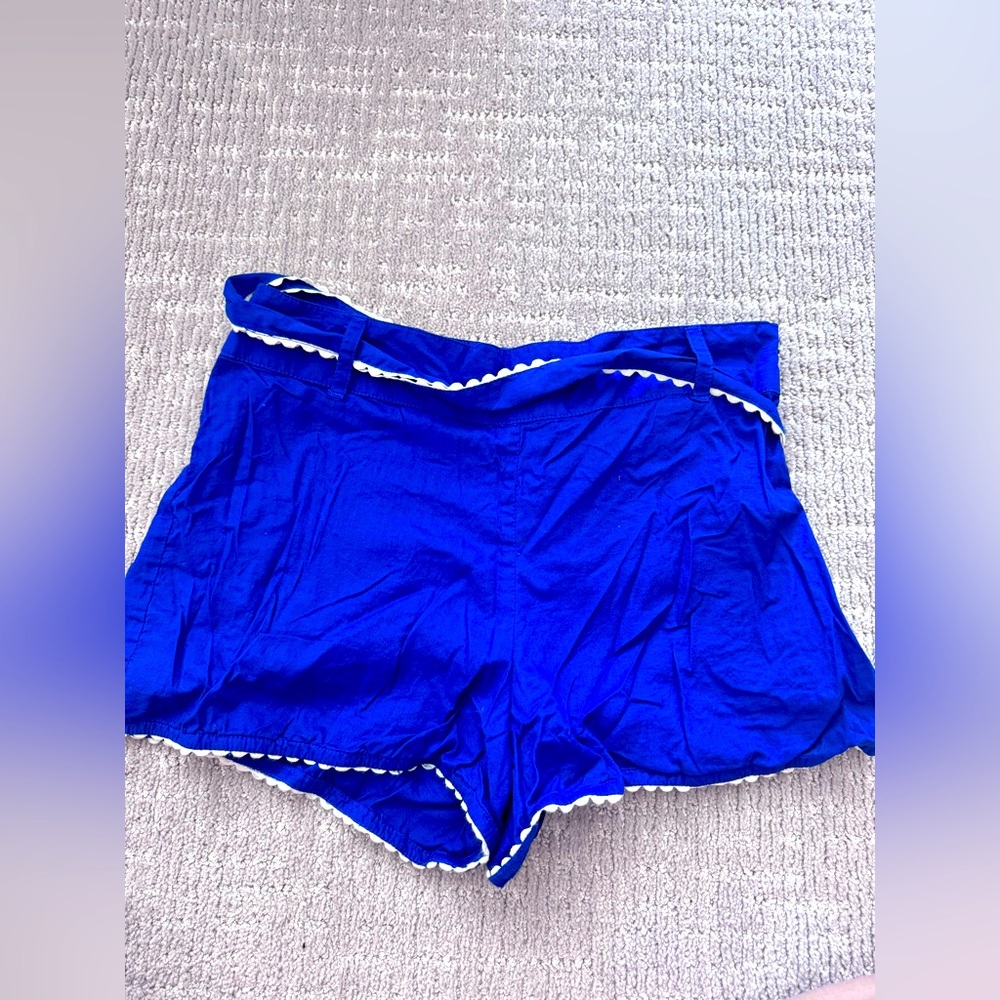 French Connection blue shorts with tie waist and white trim. Size Small.